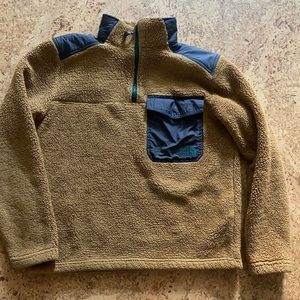 Men’s medium North Face Sherpa jacket